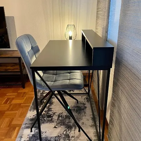 Salier Blue, Zentrum Karlsruhe, Schick Und Modern! * Karlsruhe