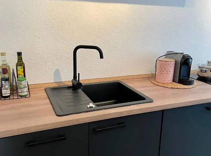 Salier Blue, Zentrum Karlsruhe, Schick Und Modern! *